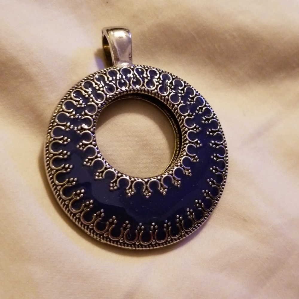 Premier designs necklace enhancer